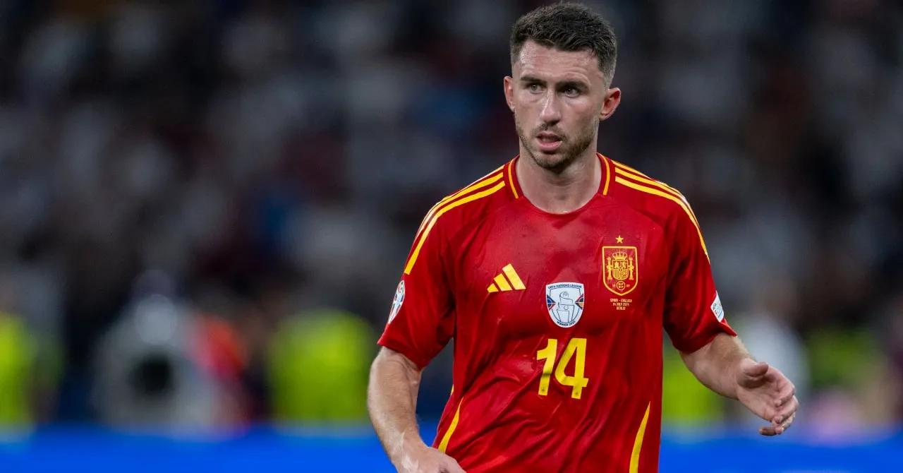 Hiện tại Aymeric Laporte cũng được các huấn luyện viên đánh giá cao, trên thị trường chuyển nhượng anh có giá lên tới 65 triệu euro và rất nhiều đội bóng muốn sở hữu. 